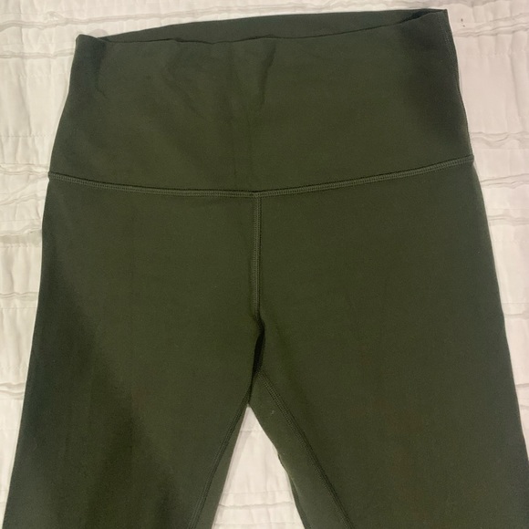 Lululemon Align Legging - Picture 2 of 3